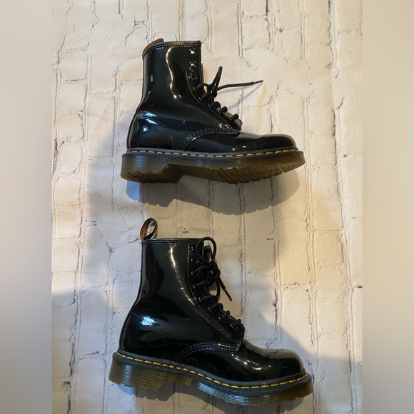 Dr. Martens patent leather combat boots - Picture 2 of 8
